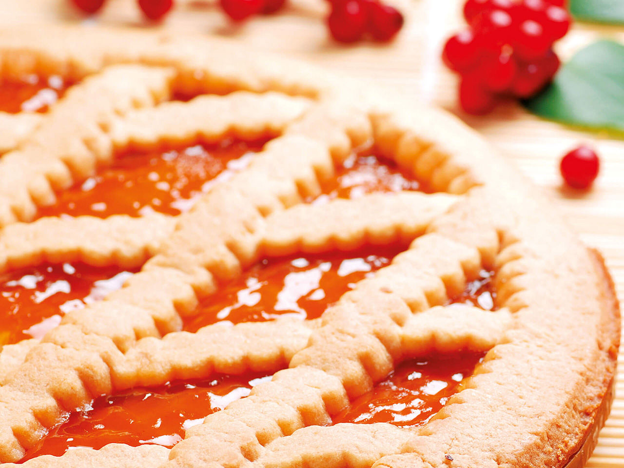 Crostata con crema di frutta all'albicocca