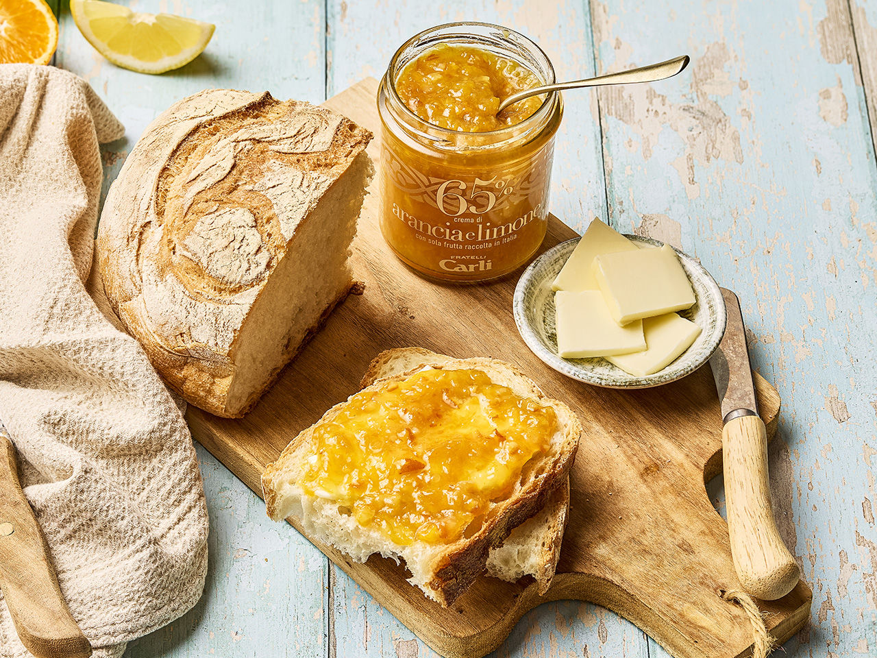 Crema di Frutta Arancia e Limone su pane